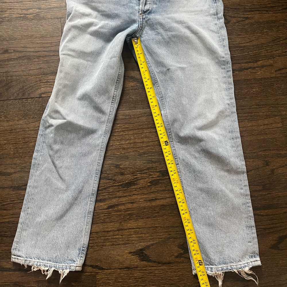 Agolde Riley High Rise Jeans - Blue. - Picture 10 of 10